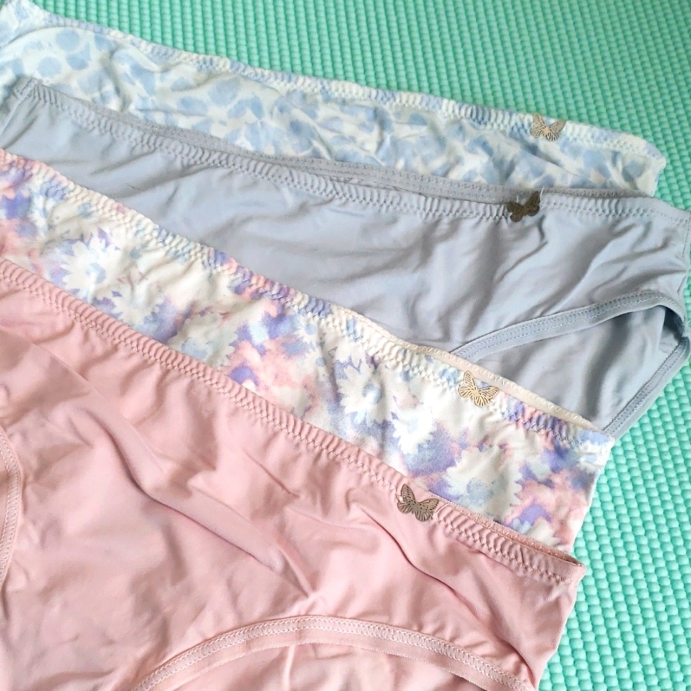 NWOT 4 Jessica Simpson Panties Size S - Picture 2 of 4